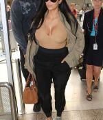 Access_Kardashian_09.jpg