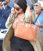 Access_Kardashian_013.jpg