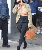 Access_Kardashian_02.jpg