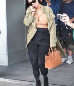 Access_Kardashian_04.jpg