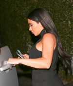 Access_Kardashian_01.jpg
