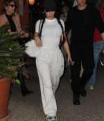 Access_Kardashian_07.jpg