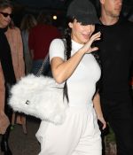 Access_Kardashian_09.jpg