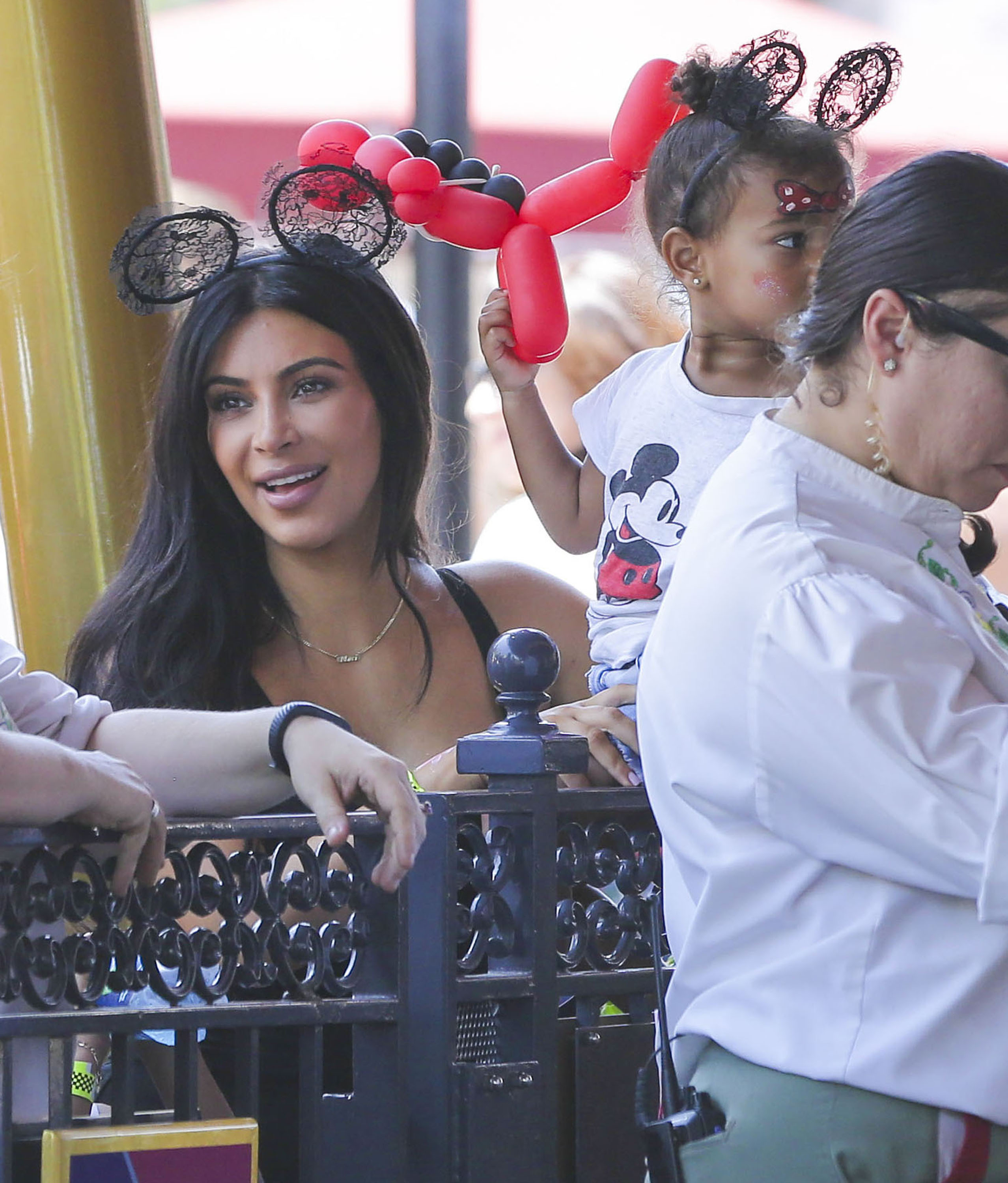 Access_Kardashian_01.jpg