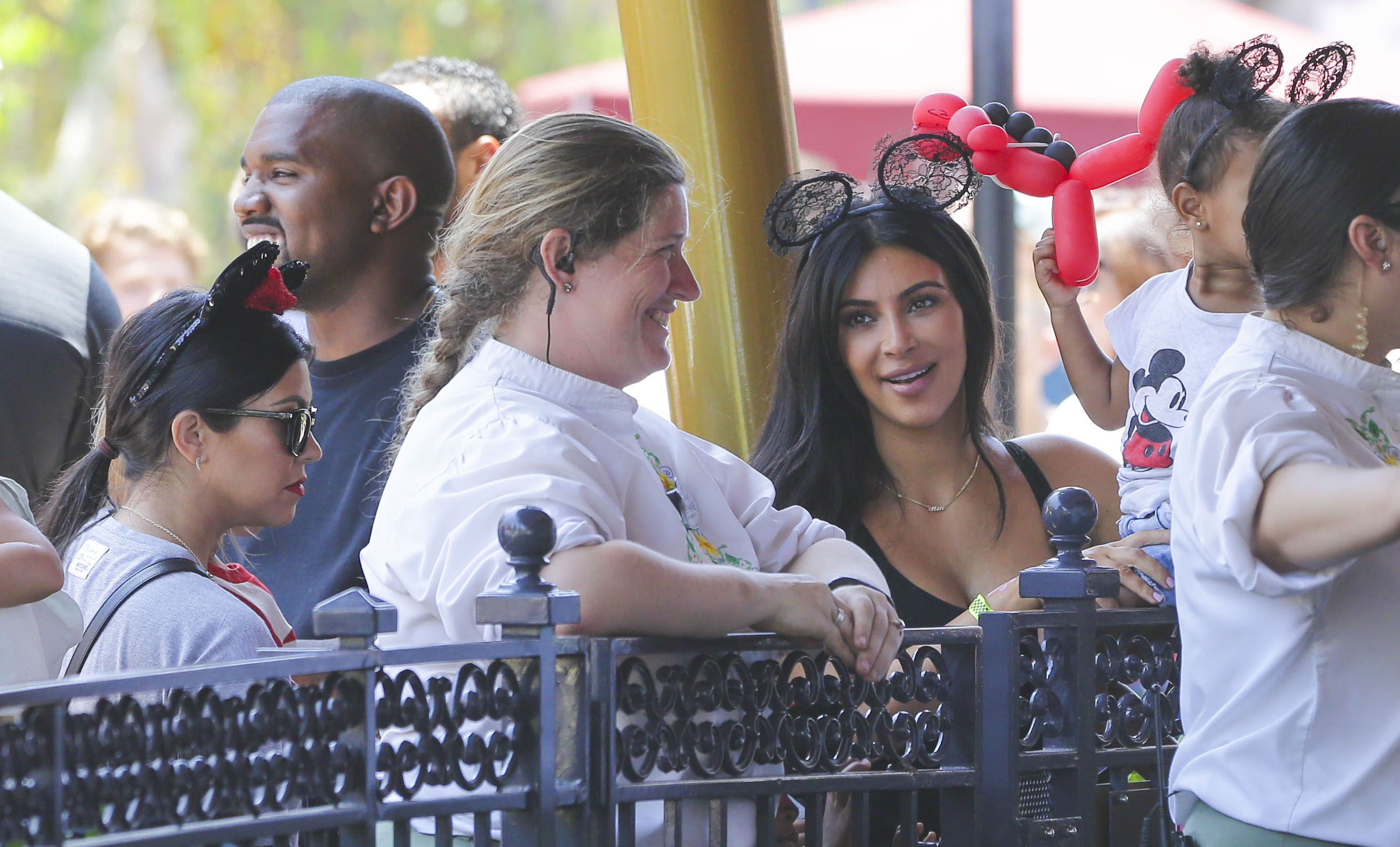 Access_Kardashian_04.jpg