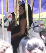 Access_Kardashian_06.jpg