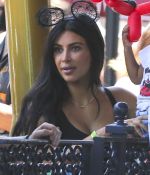 Access_Kardashian_07.jpg