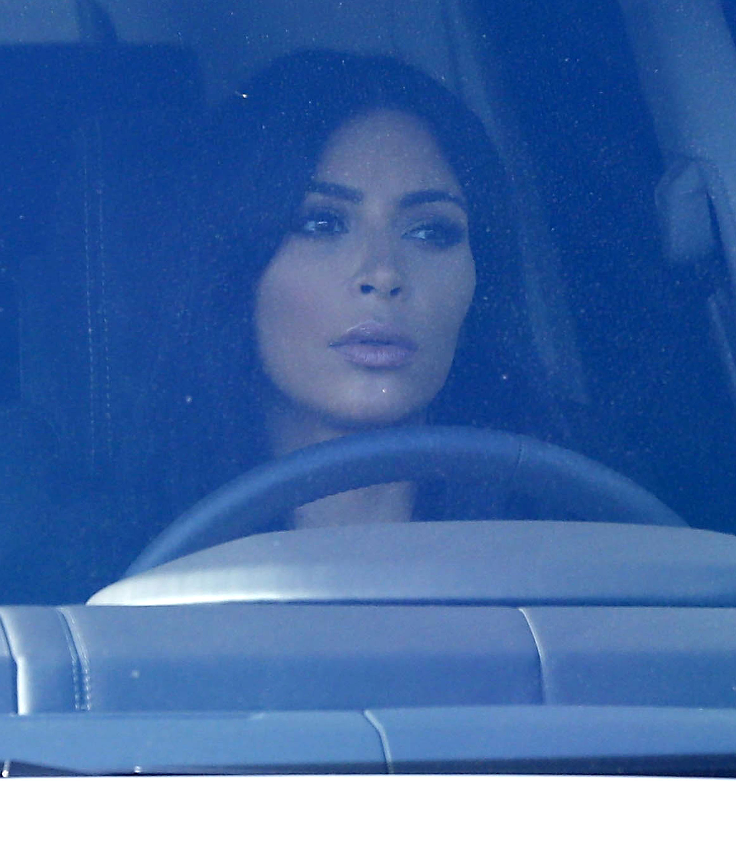 Access_Kardashian_06.jpg