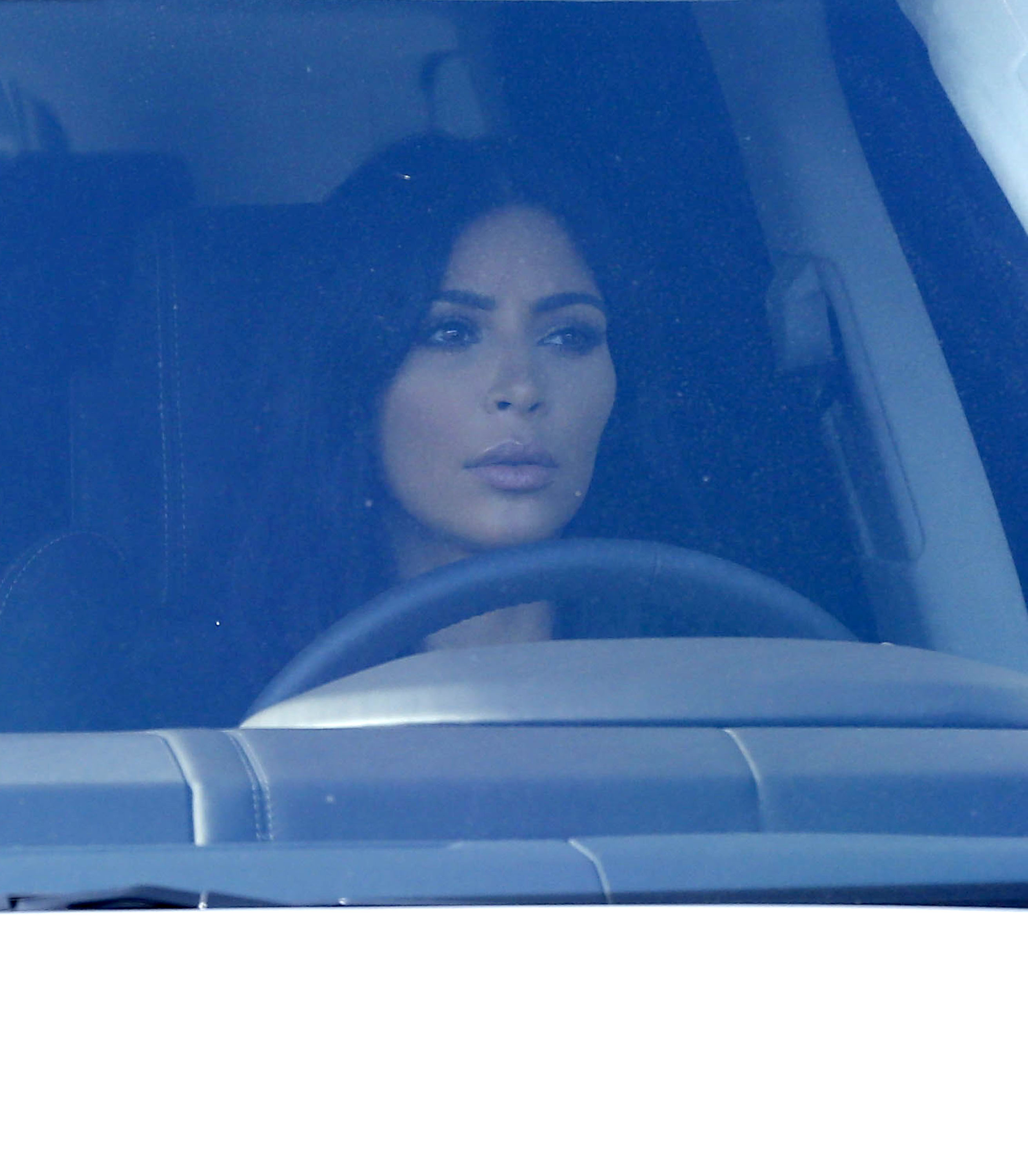 Access_Kardashian_07.jpg