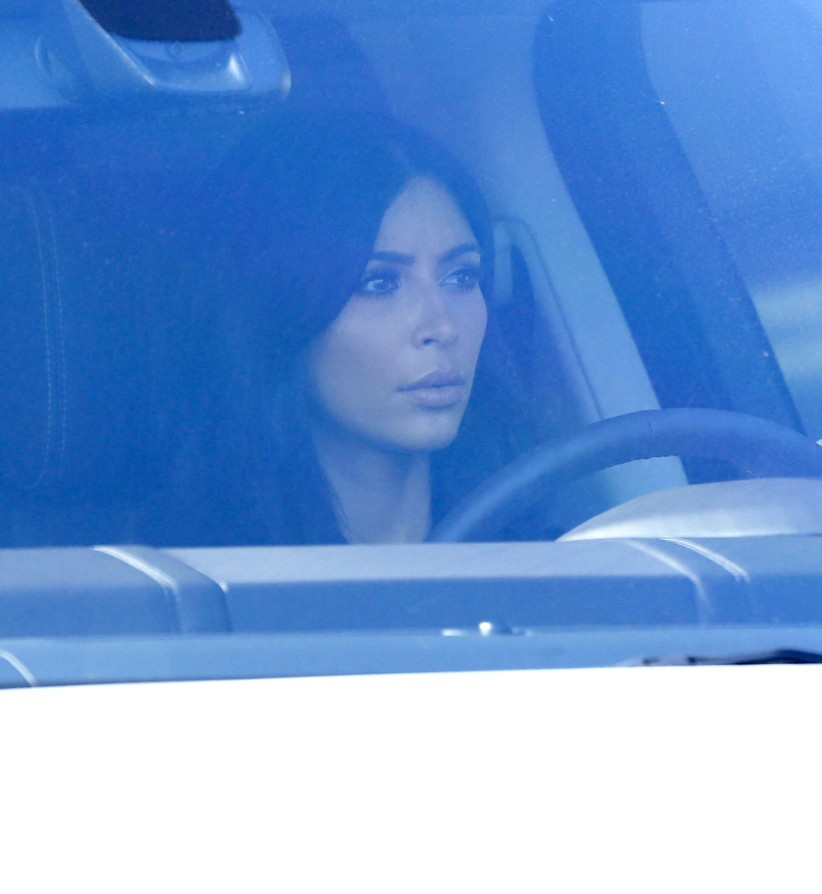 Access_Kardashian_08.jpg