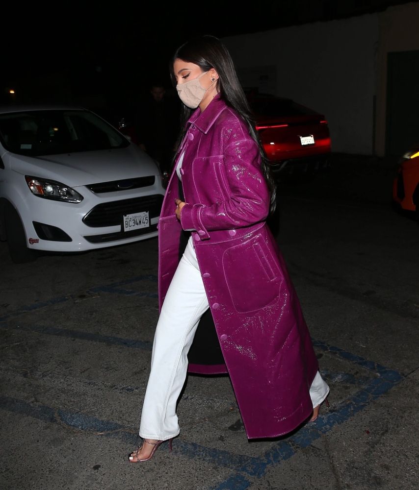 Access_Kardashian_004.jpg