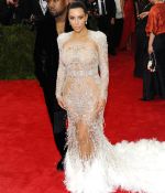 Access_Kardashian_02.jpg