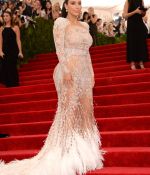 Access_Kardashian_05.jpg