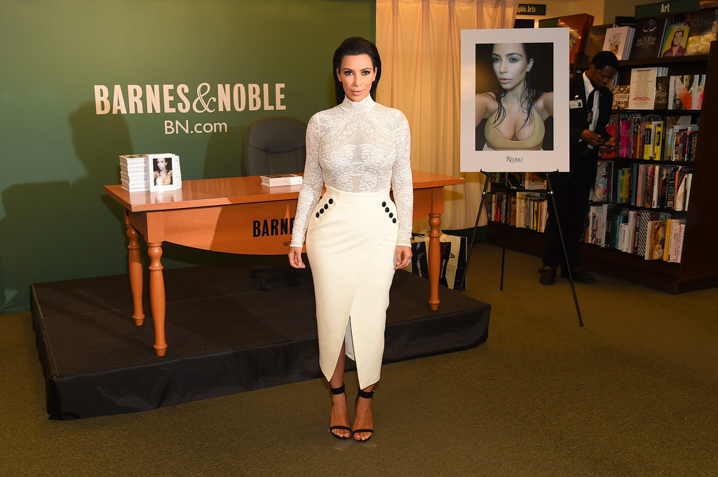 Access_Kardashian_010.jpg