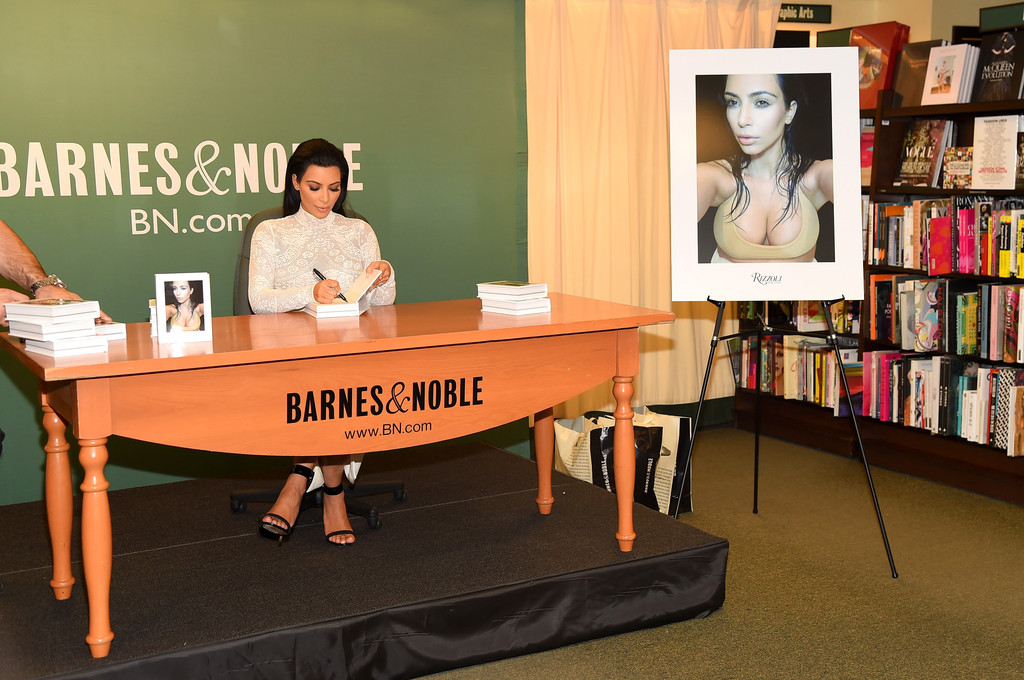 Access_Kardashian_02.jpg