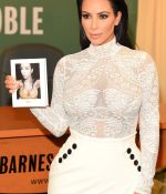 Access_Kardashian_04.jpg