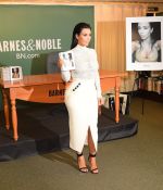 Access_Kardashian_07.jpg