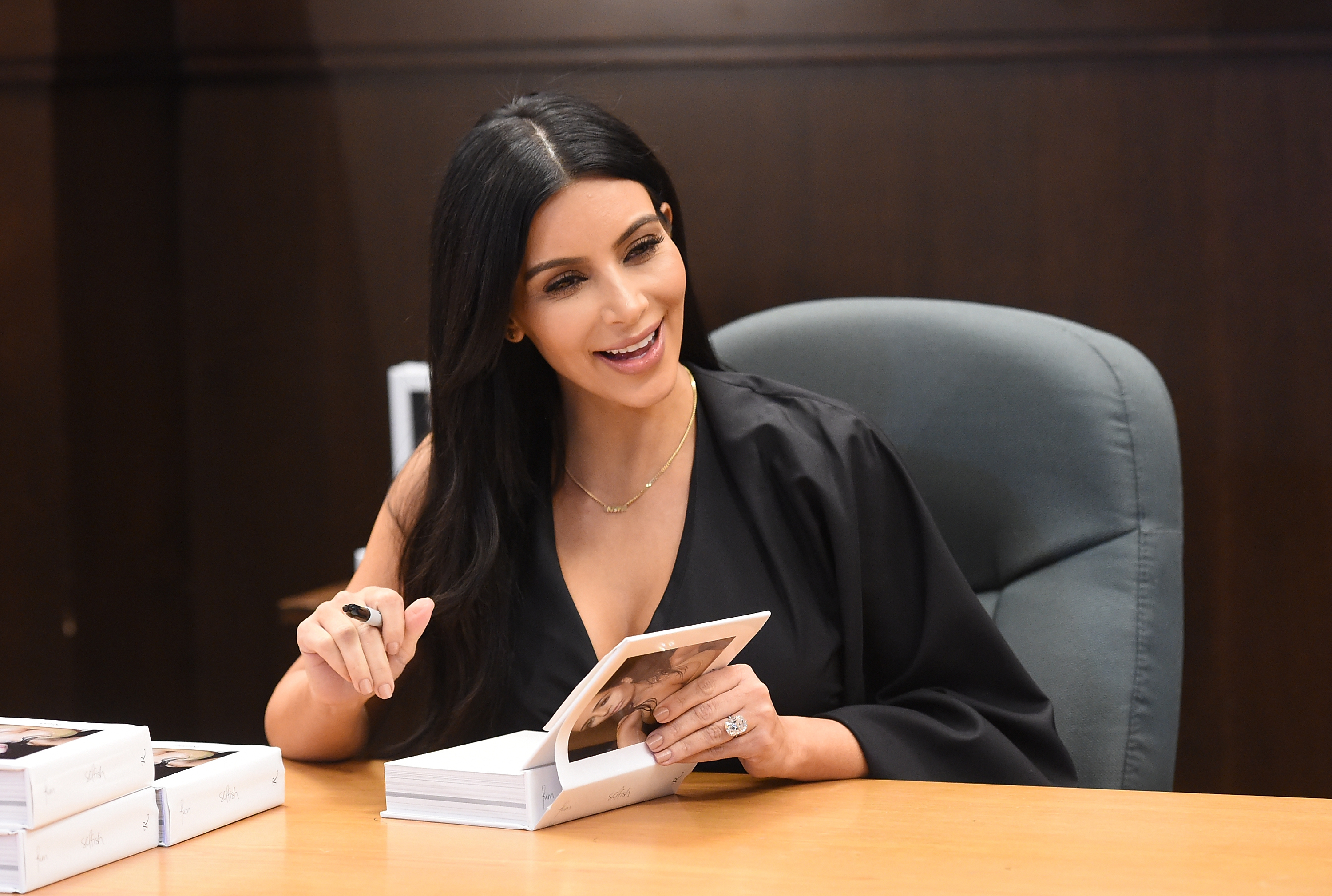 Access_Kardashian_01.jpg