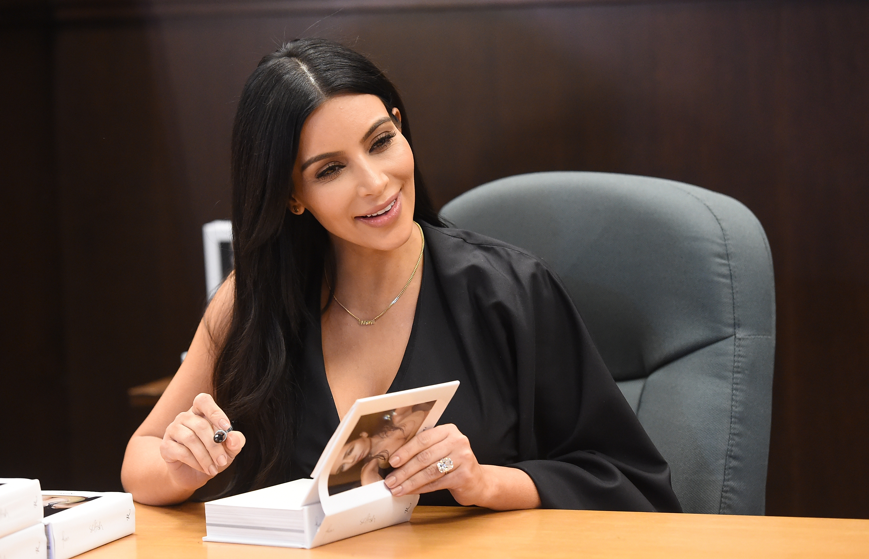 Access_Kardashian_04.jpg