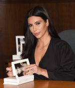 Access_Kardashian_020.jpg