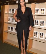 Access_Kardashian_040.jpg