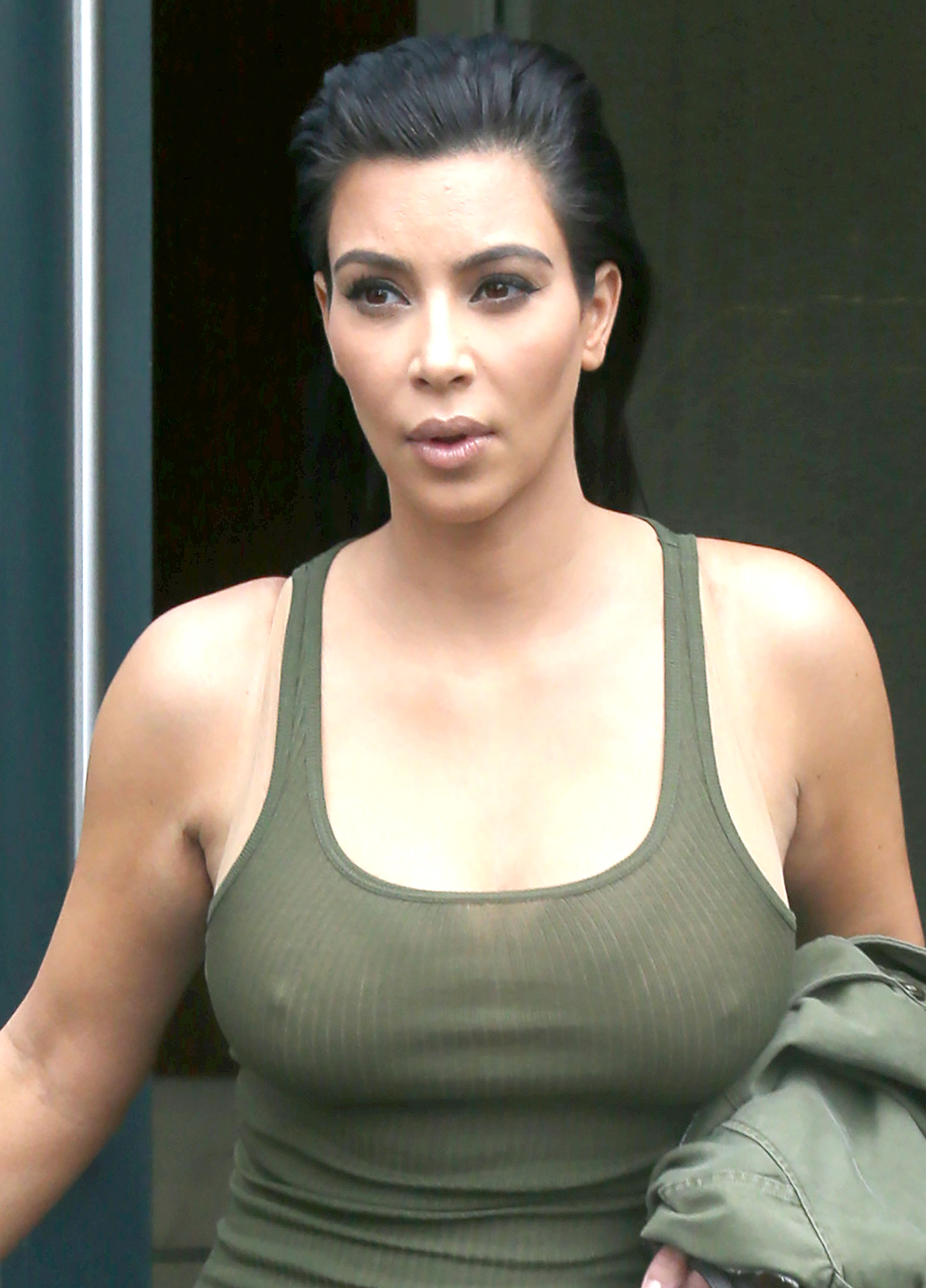 Access_Kardashian_06.jpeg