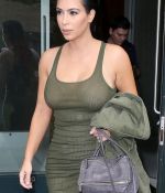 Access_Kardashian_011.jpeg
