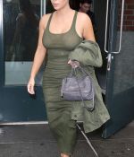 Access_Kardashian_08.jpeg
