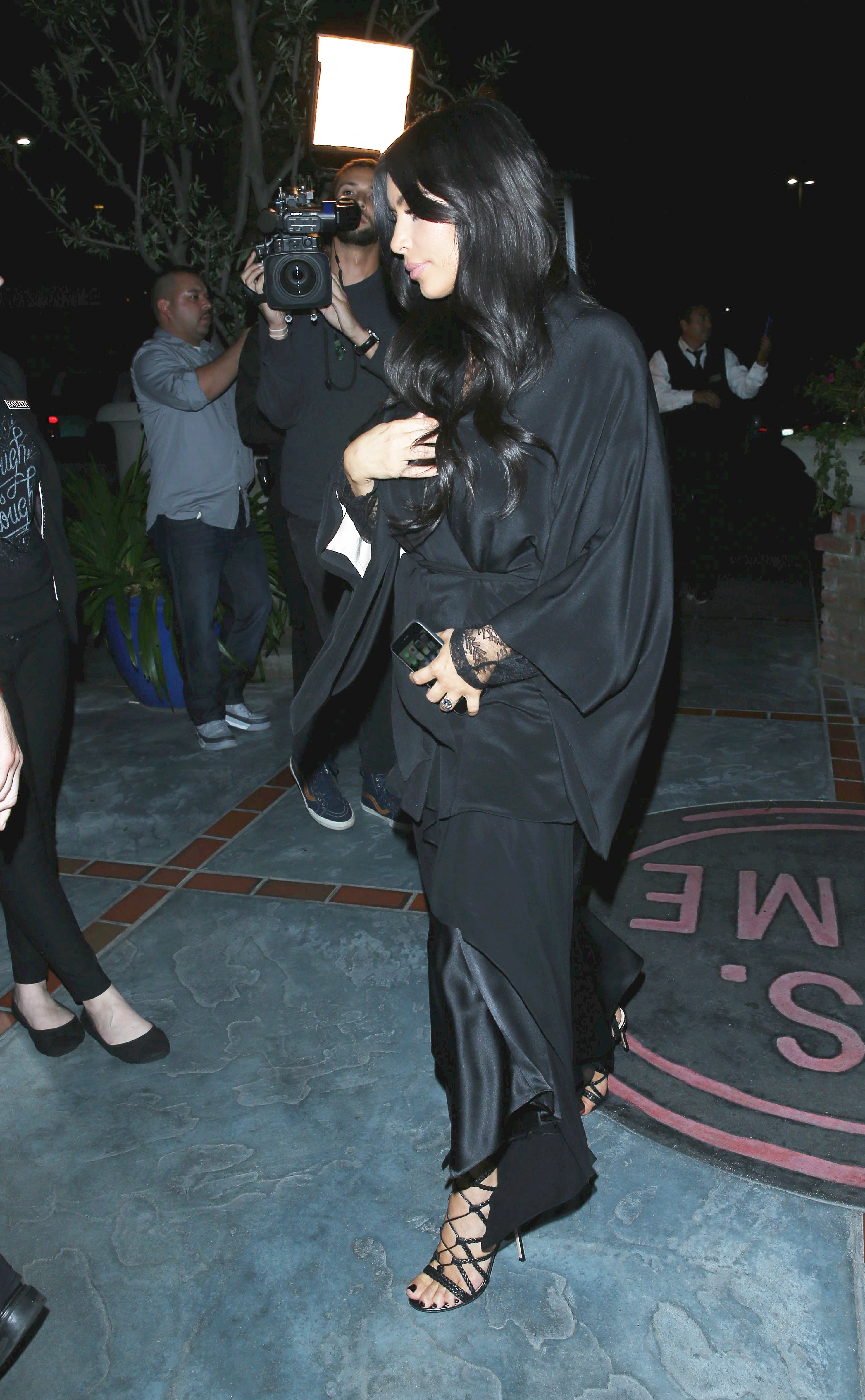 Access_Kardashian_04.jpg