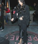 Access_Kardashian_02.jpg
