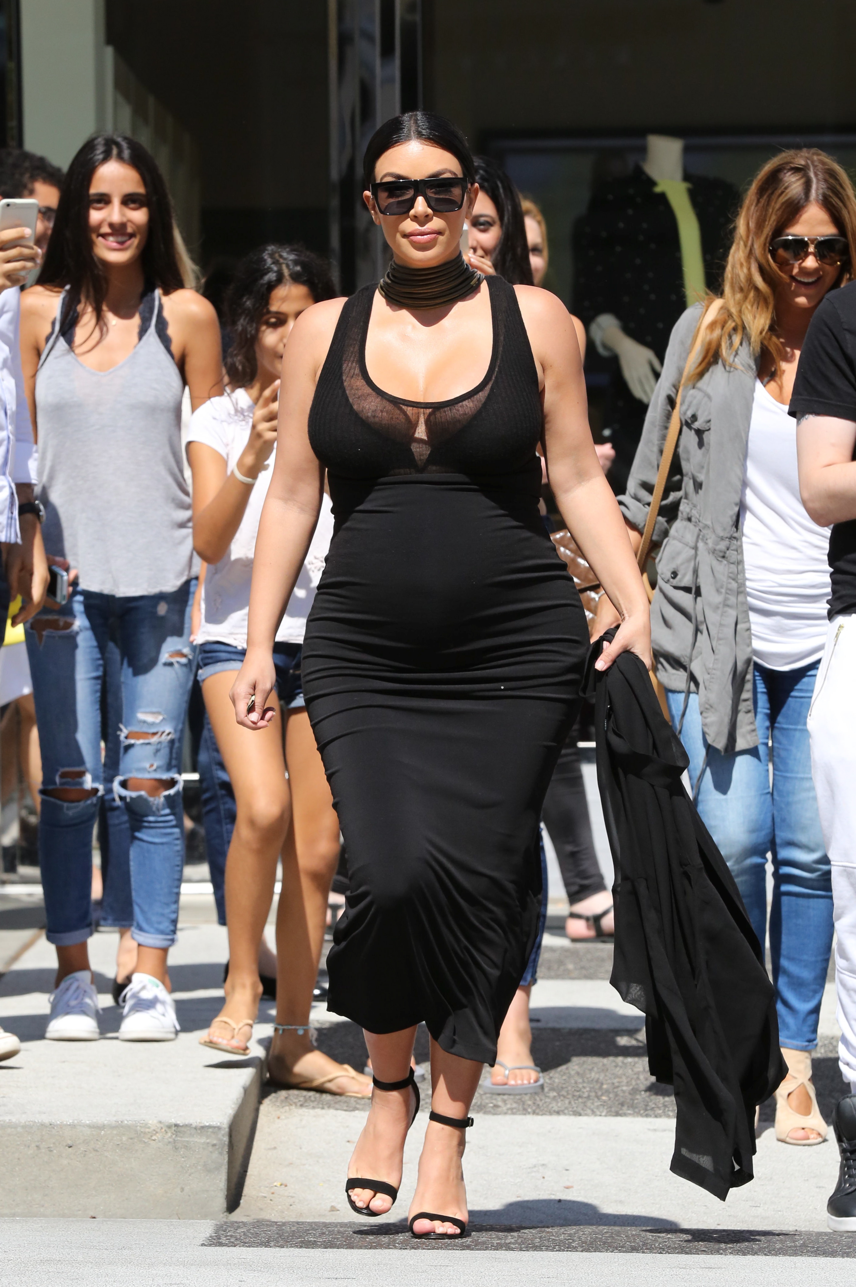 Access_Kardashian_02.jpeg