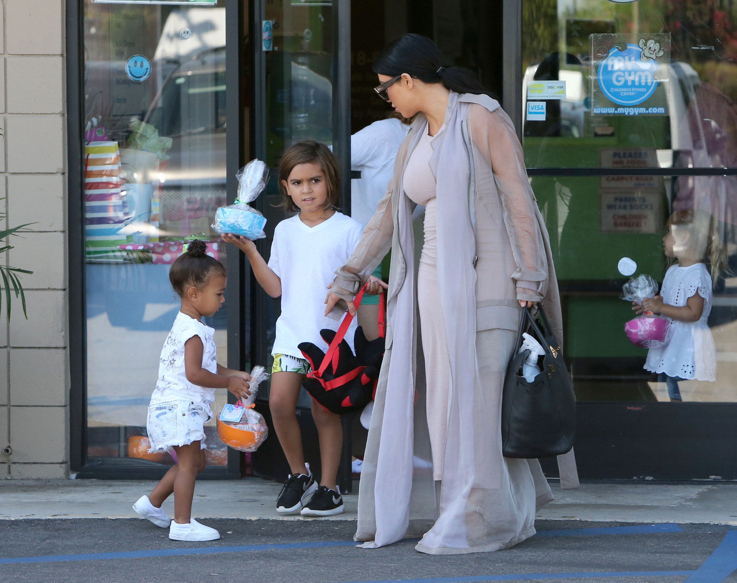 Access_Kardashian_023.jpg