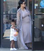 Access_Kardashian_02.jpg