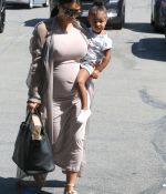 Access_Kardashian_04.jpg