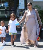Access_Kardashian_06.jpg