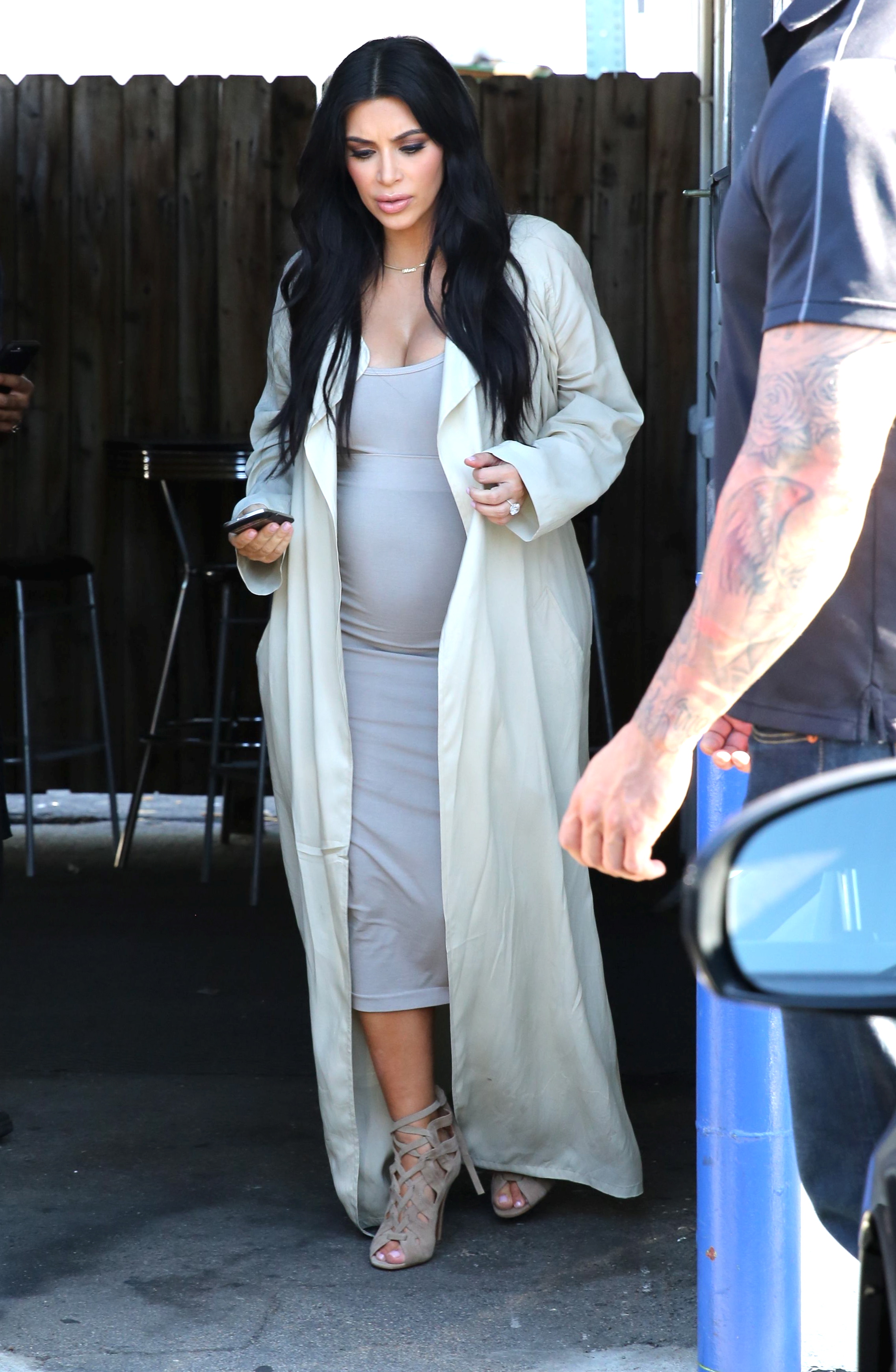 Access_Kardashian_05.jpg