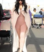 Access_Kardashian_03.jpg