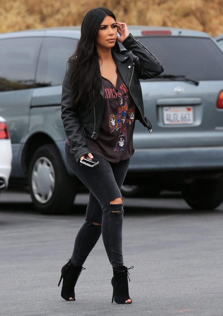 Access_Kardashian_02.jpg