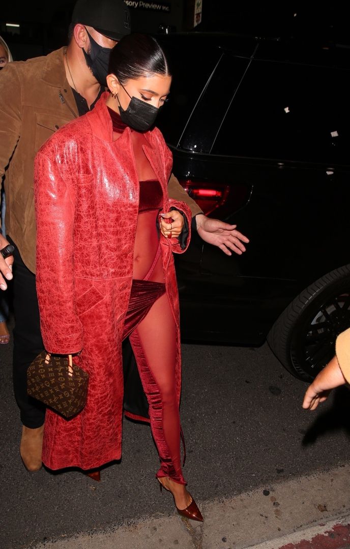 Access_Kardashian_007.jpg