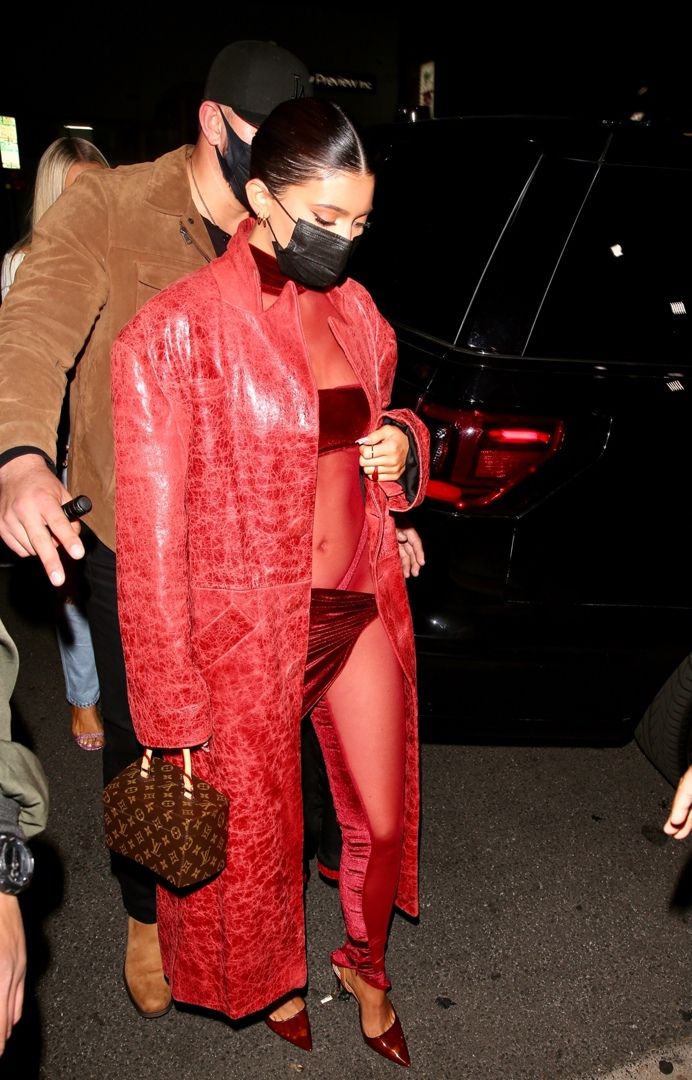 Access_Kardashian_010.jpg