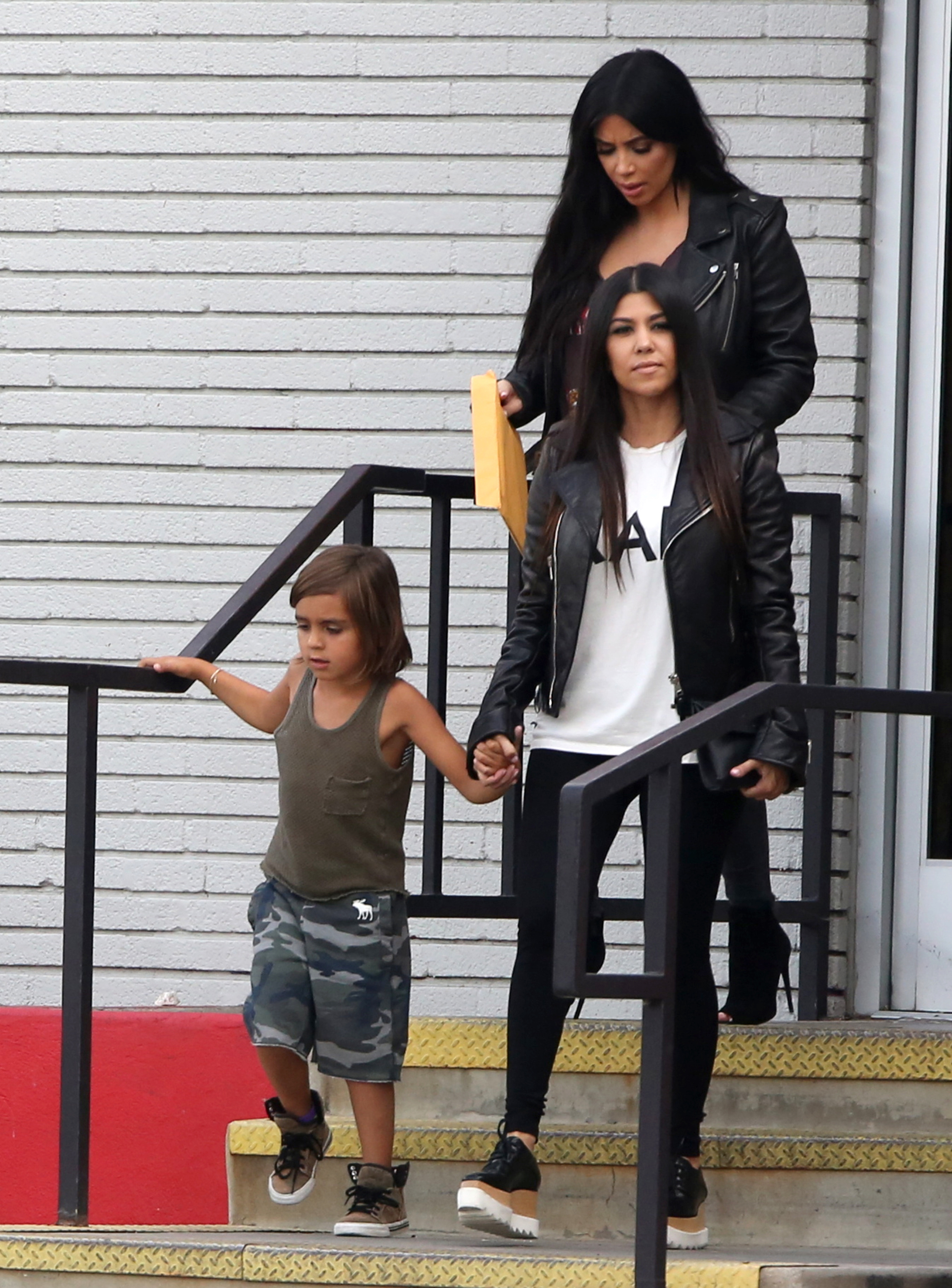 Access_Kardashian_02.jpg