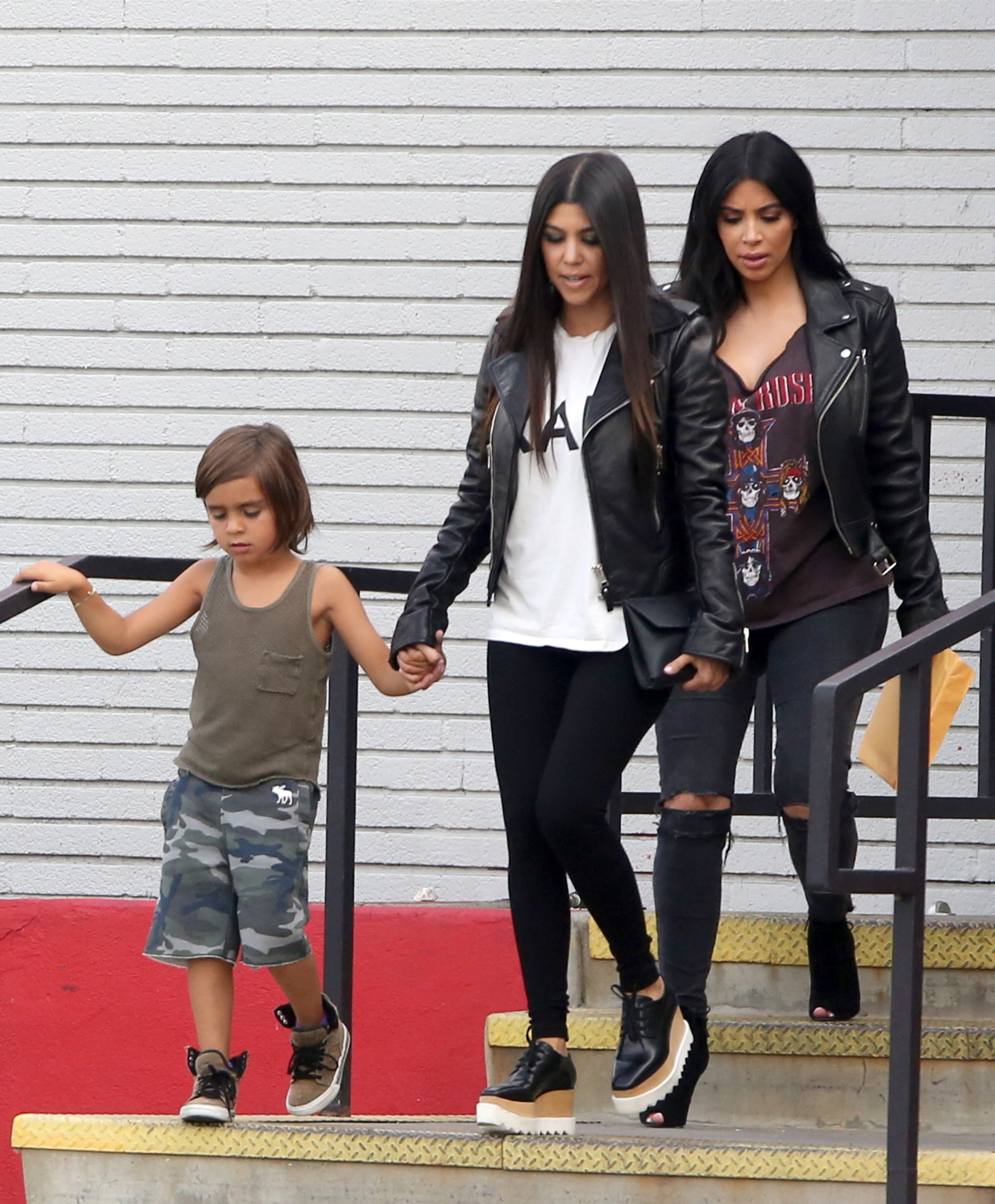 Access_Kardashian_03.jpg