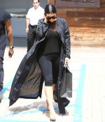 Access_Kardashian_02.jpg