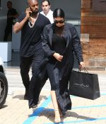Access_Kardashian_07.jpg