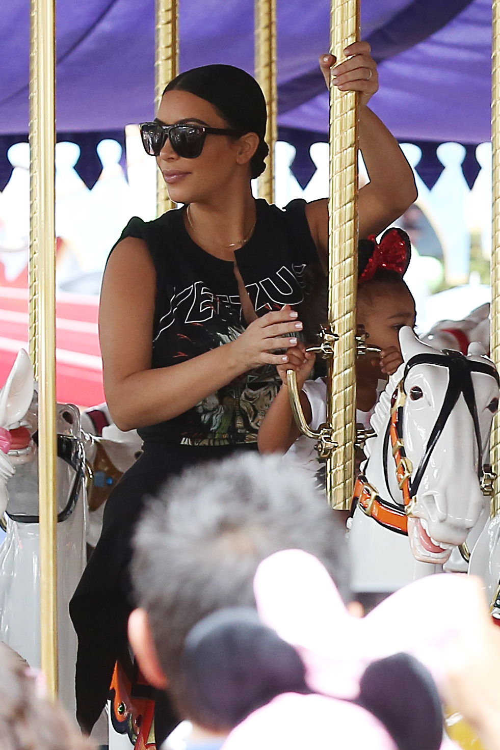 Access_Kardashian_04.jpeg