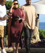 Access_Kardashian_01.jpg