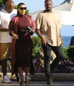 Access_Kardashian_02.jpg