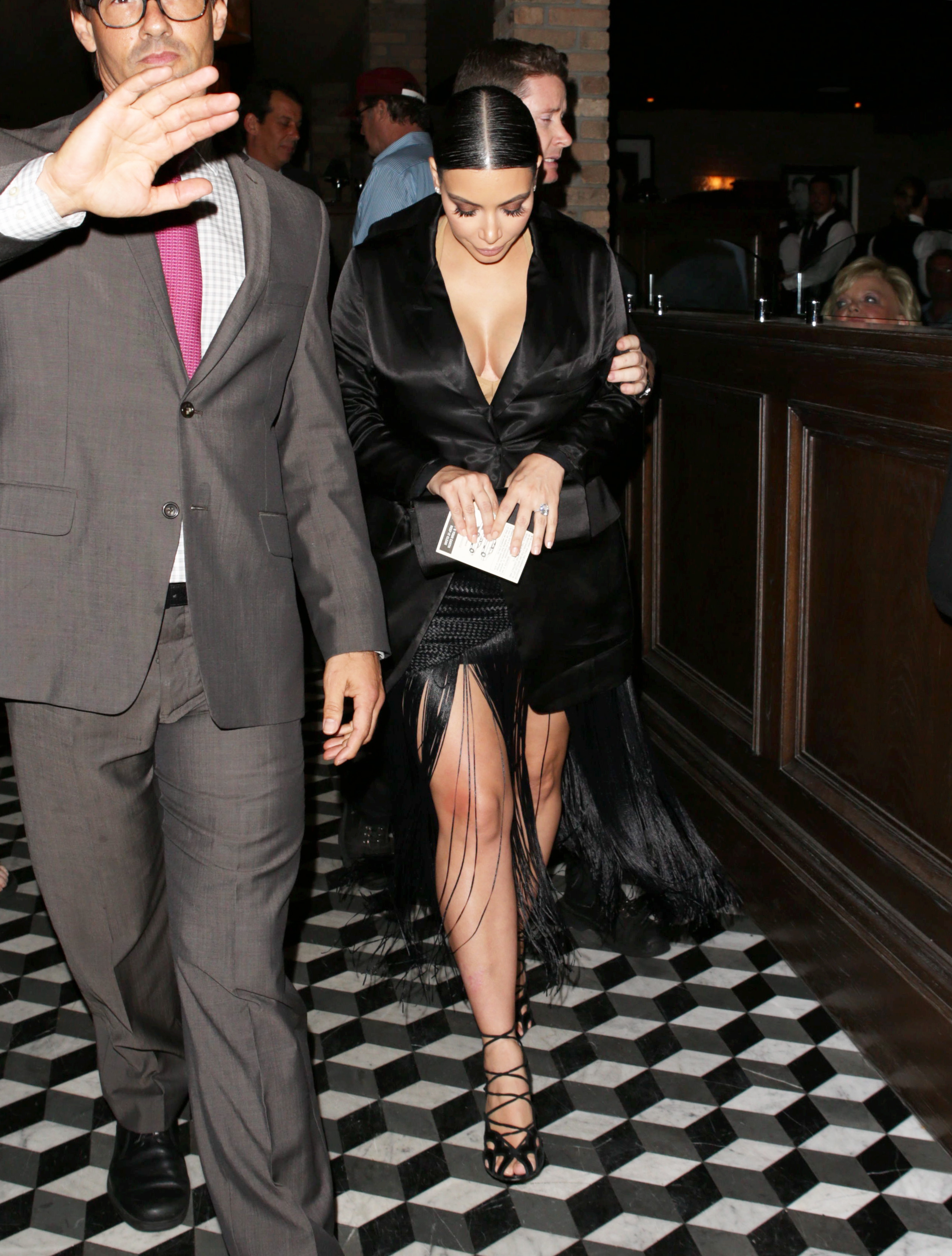 Access_Kardashian_08.jpeg