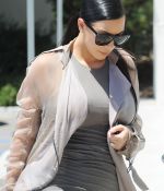 Access_Kardashian_05.jpeg