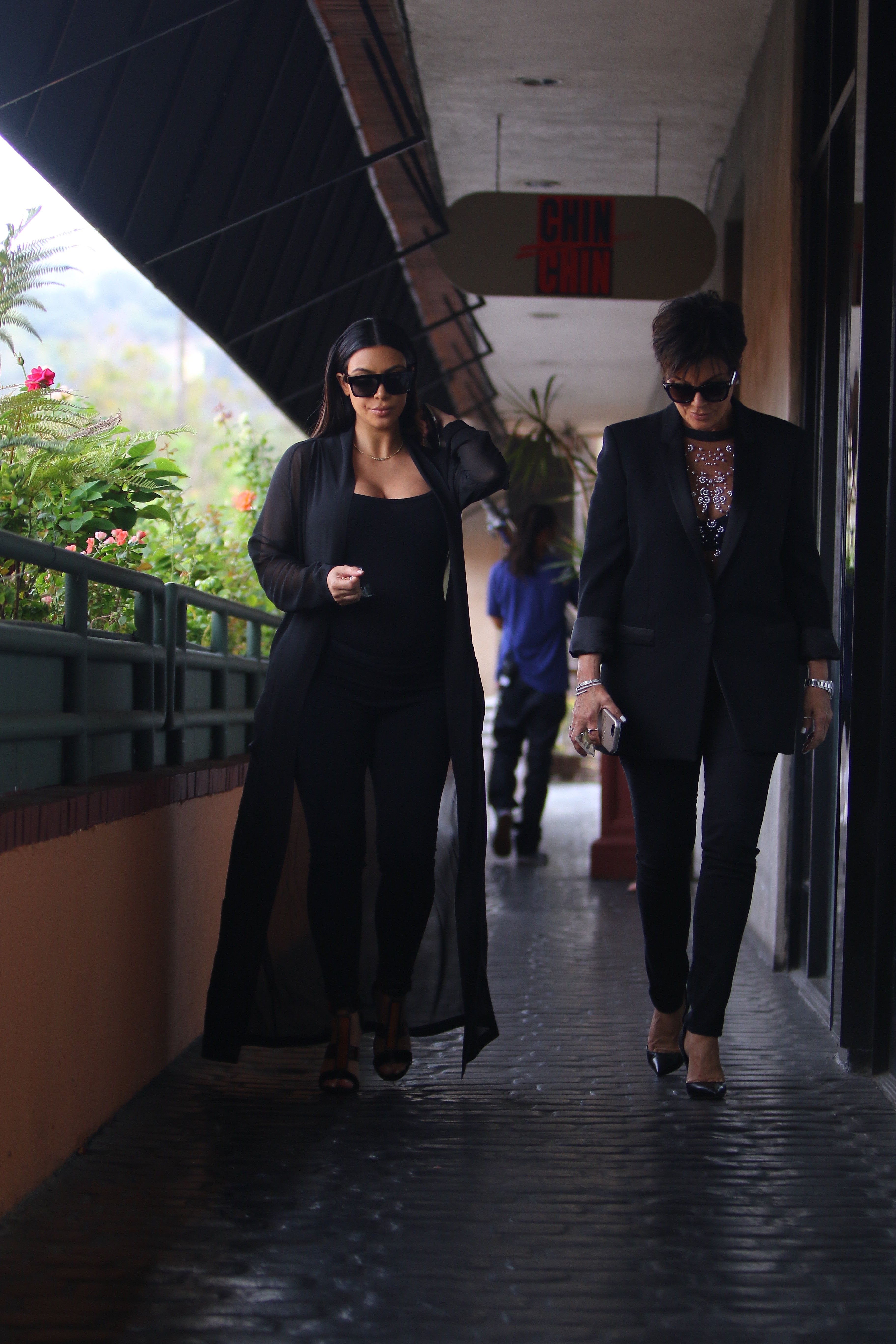 Access_Kardashian_09.jpg